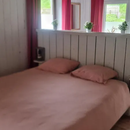 La Petite Suisse Bed & Breakfast