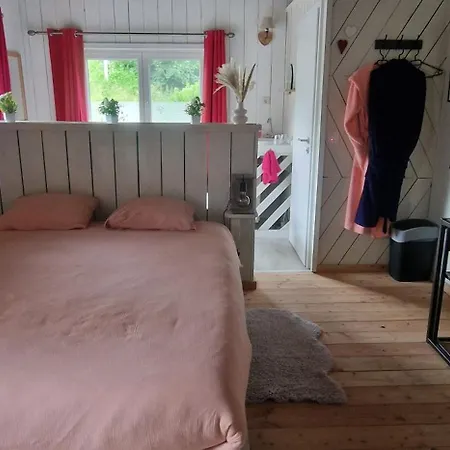 La Petite Suisse فندق مبيت وإفطار