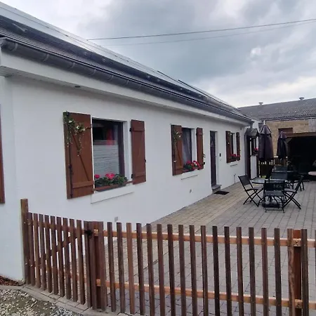 Bed & Breakfast La Petite Suisse 3*