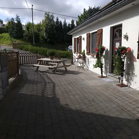 فندق مبيت وإفطار La Petite Suisse مالميدي