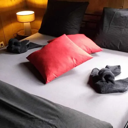 La Petite Suisse فندق مبيت وإفطار