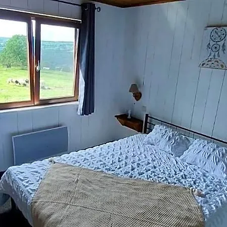 La Petite Suisse Bed & Breakfast 3*