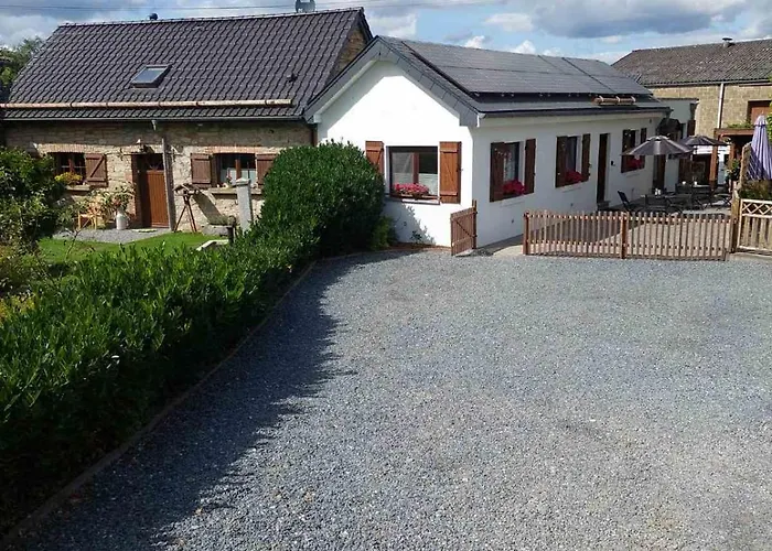 La Petite Suisse Bed & Breakfast 3*