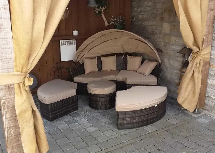 La Petite Suisse Bed & Breakfast 3*