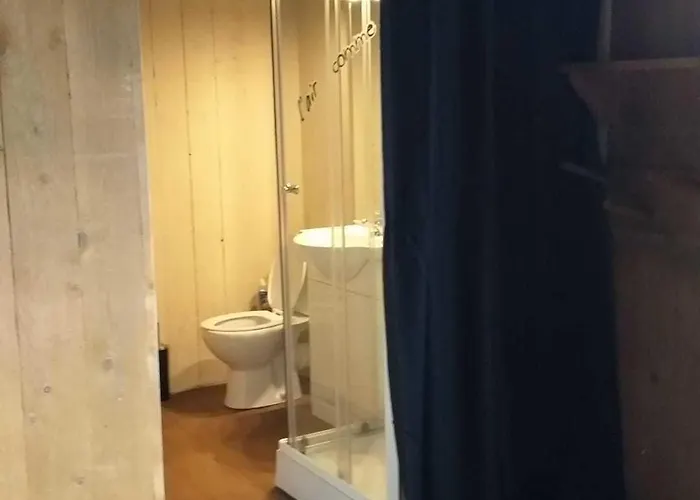 Bed & Breakfast La Petite Suisse 3*